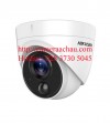 Camera HD-TVI 2.0MP HIKVISION DS-2CE71D0T-PIRL có đèn cảnh báo ánh sáng trắng và cổng báo động